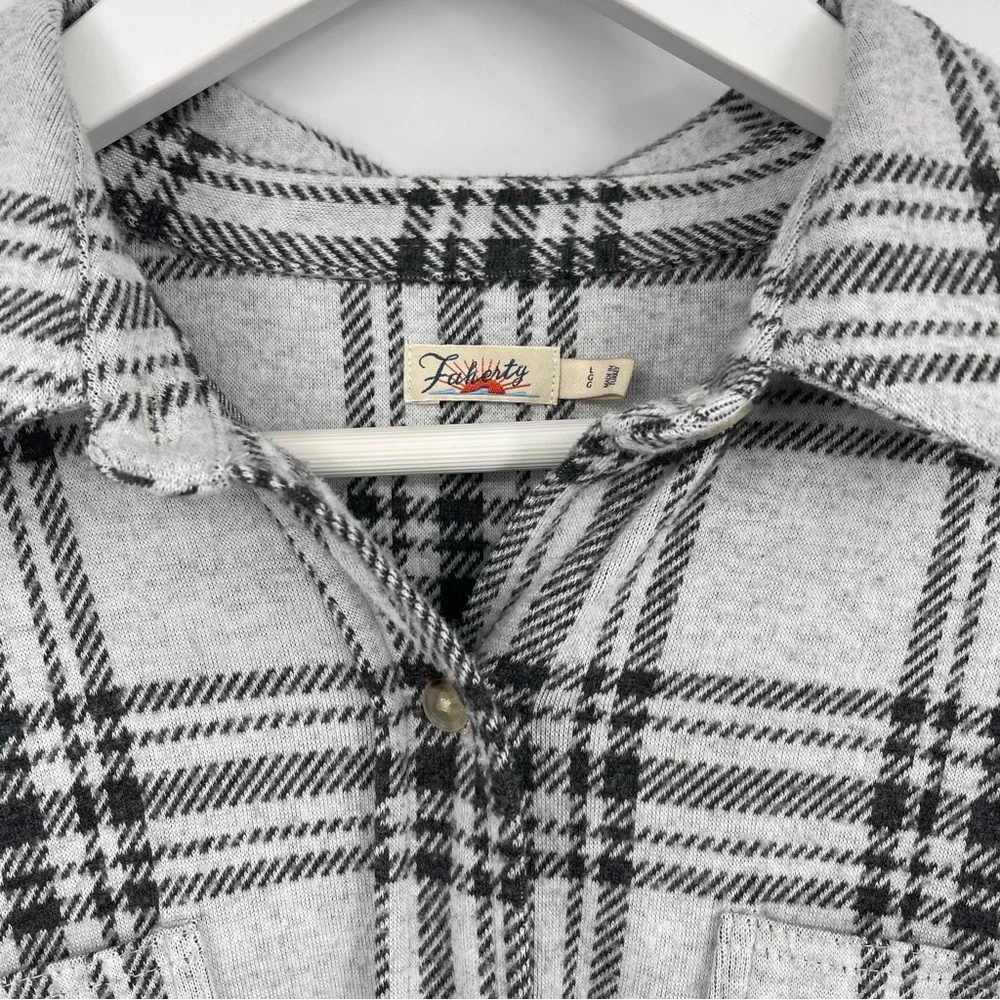 Faherty Legend Sweater Shirt Snowonder Plaid Womans Size L - Picture 4 of 7